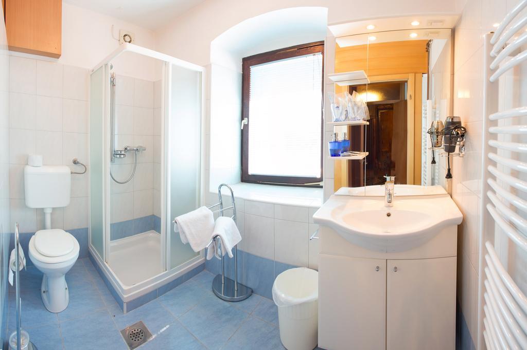Guest House Gostisce Gacnk V Logu Cerkno Cameră foto