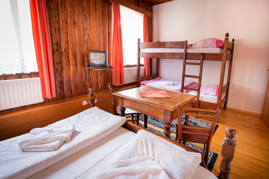 Guest House Gostisce Gacnk V Logu Cerkno Cameră foto