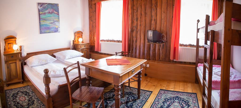 Guest House Gostisce Gacnk V Logu Cerkno Cameră foto