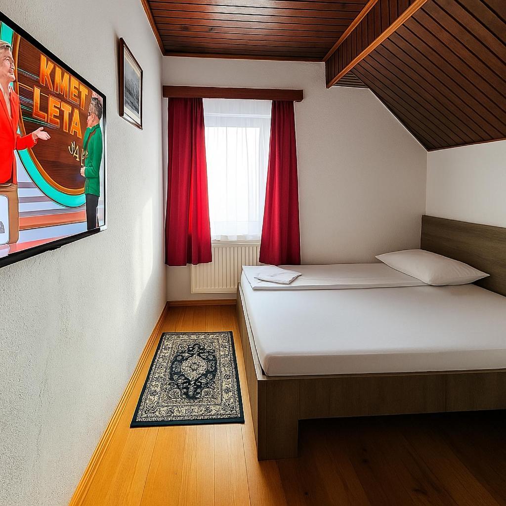 Guest House Gostisce Gacnk V Logu Cerkno Exterior foto