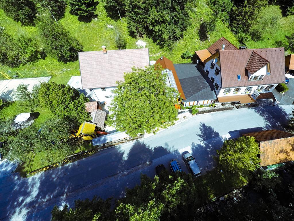 Guest House Gostisce Gacnk V Logu Cerkno Exterior foto